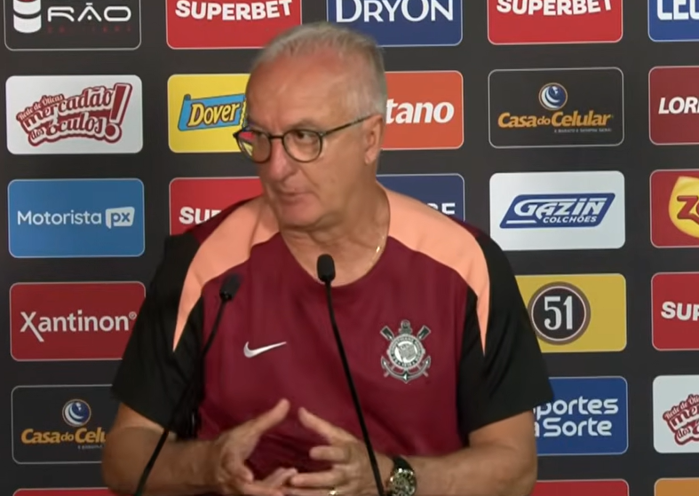 Dorival prega cautela após título do Corinthians e pede reforços