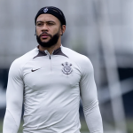 Memphis Depay exalta ícone do MPB e revela músicos brasileiros favoritos
