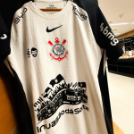 Atacante do Corinthians sente desconforto e deixa jogo contra Capivariano