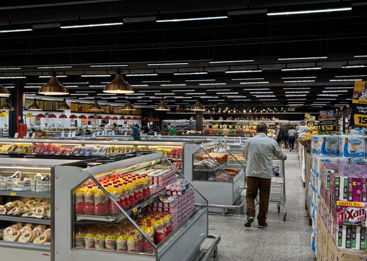 Supermercados abrem durante o Carnaval no Vale do Aço
