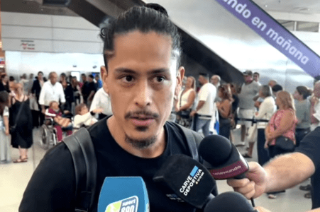Mauricio Lemos, ex-Atlético, fechou com o Peñarol, do Uruguai