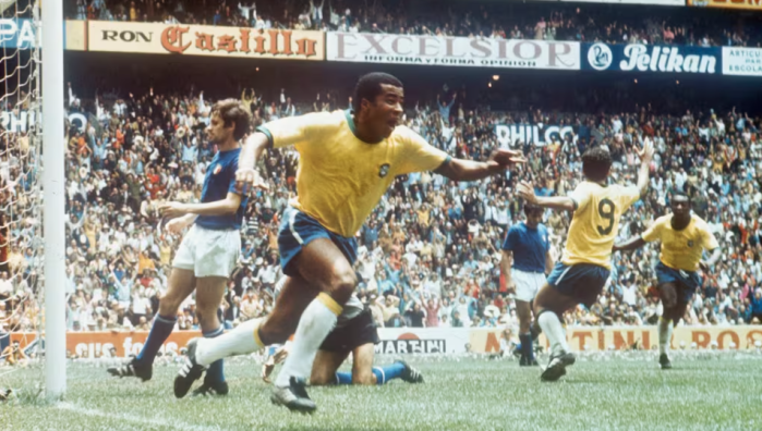 Jairzinho comemora gol na final da Copa do Mundo de 1970