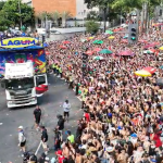 Carnaval BH 2026: 'Lagum na Avenida' arrasta multidão no Funcionários