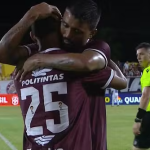 Ex-Cruzeiro realiza sonho de jogar com irmão em classificação inédita na Copa do Brasil