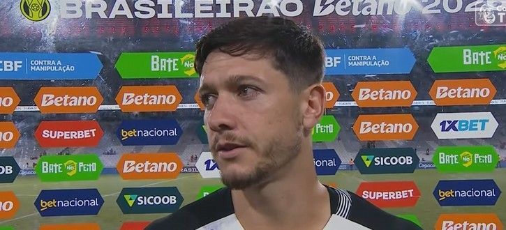 Garro, do Corinthians, manda recado à CBF sobre gramado da Arena da Baixada