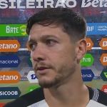 Garro, do Corinthians, manda recado à CBF sobre gramado da Arena da Baixada