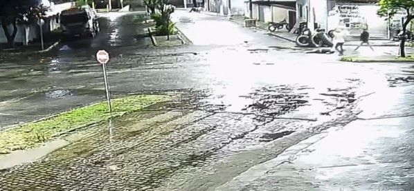 Homem é morto a pauladas após briga em bar em Pedra Azul-MG; veja vídeo