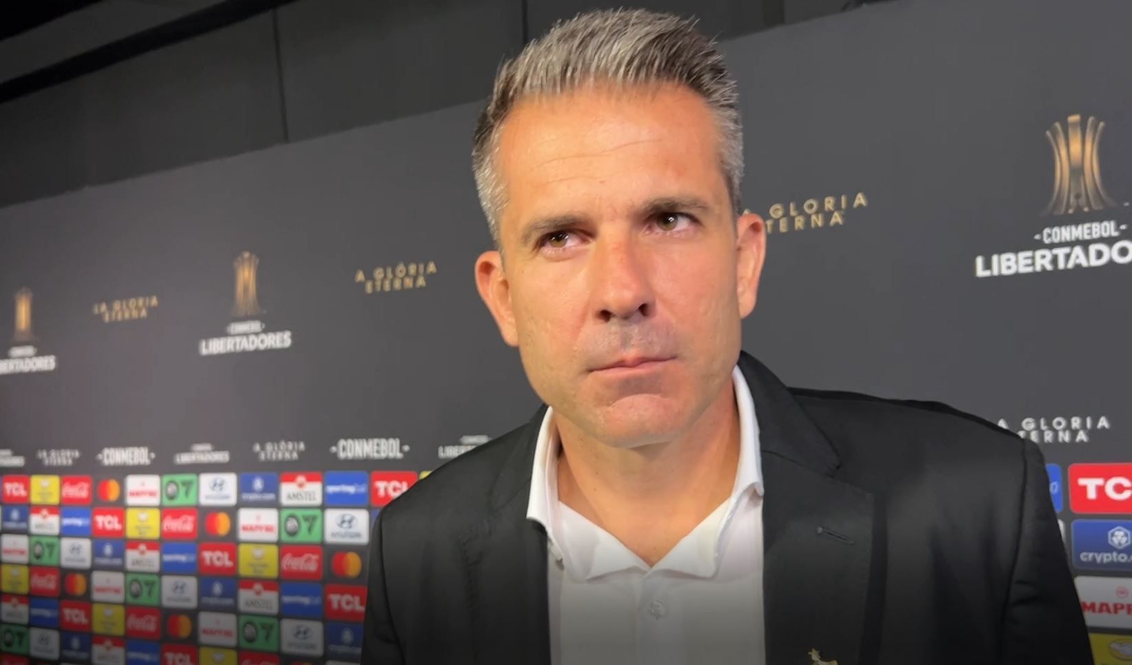 Dirigente do Atlético rasga elogios a alvo do clube no mercado da bola