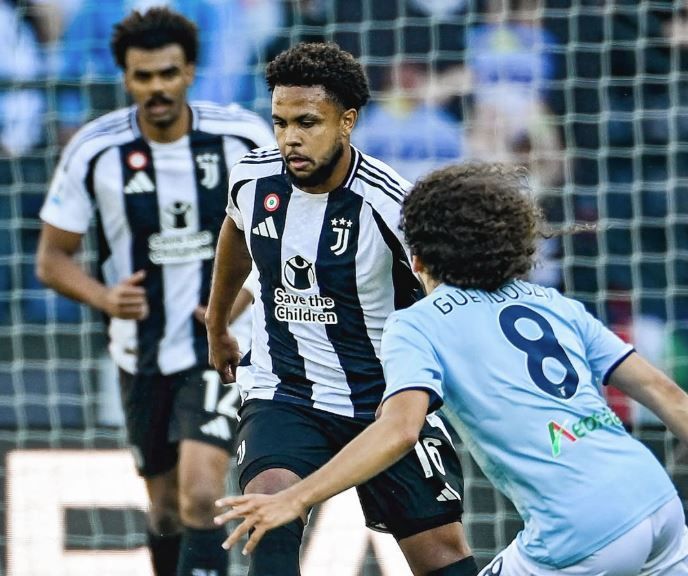 Lazio marca no fim e empata com Juventus em duelo pelo Campeonato Italiano