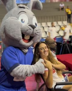Oposta Julia Azevedo durante jogo do Tijuca, nesta quarta-feira (26), no Rio de Janeiro