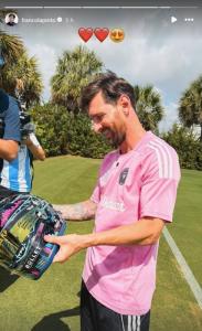 Lionel Messi, do Inter Miami, recebeu presente do compatriota Franco Colapinto