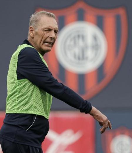 Miguel Ángel Russo treinou o San Lorenzo na temporada 2024/2025 e vai comandar o Boca Juniors