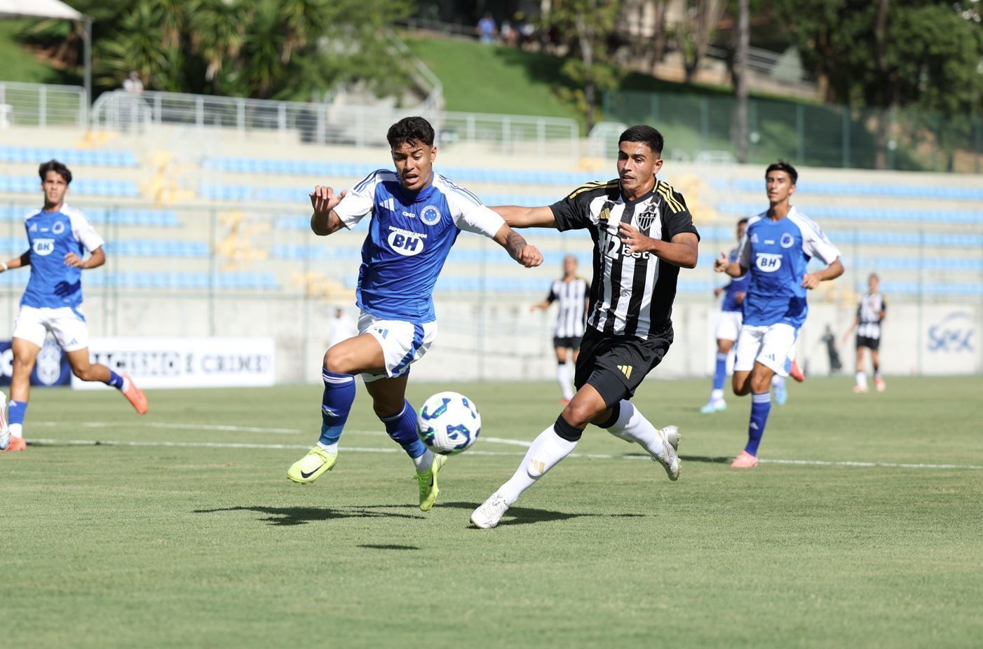 Atlético e Cruzeiro empatam clássico pelo Campeonato Brasileiro Sub-20
