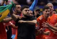 Dendele FC vence time francês e avança ao mata-mata do Mundial da Kings League