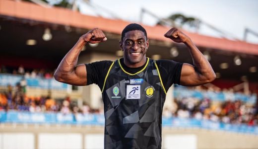 Luiz Mauricio, atleta do Praia Clube, quebrou recorde sul-americano no lançamento de dardo