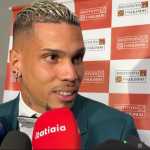 Paulinho responde sobre futuro no Atlético em lançamento de instituto
