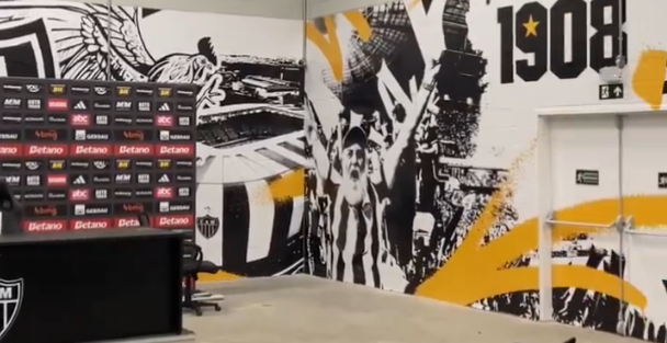 Atlético apresenta nova sala de imprensa da Arena MRV; veja como ficou
