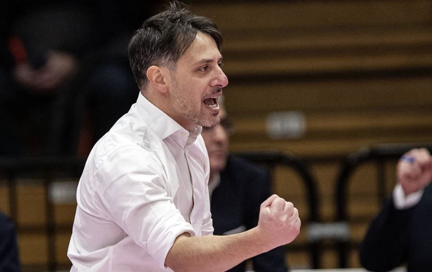 Vôlei: Gerdau Minas terá técnico italiano para substituir Nicola Negro