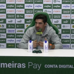 Abel Ferreira se irrita com pergunta e diz: ‘Tenho que dar satisfação a três mulheres só’