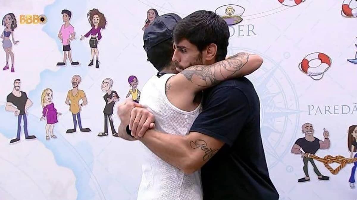 Cara de Sapato quebra o silêncio dois dias após ser expulso do BBB por importunação sexual; saiba o que ele disse