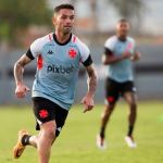 Carabajal se despede dos companheiros e troca o Vasco pelo Puebla-MEX