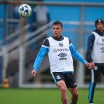 Técnico Renato é ausência na reapresentação do Grêmio; Carballo é novidade