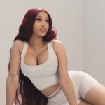 Cardi B divulga foto do parto de sua terceira filha com o rapper Offset; veja