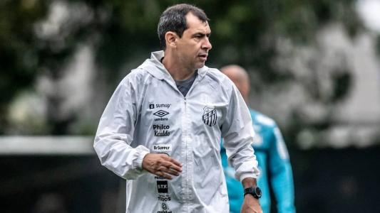 Carille pode ser o novo treinador do Santos