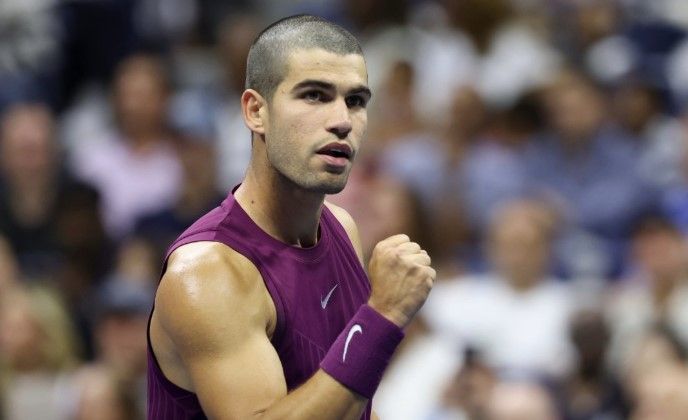 Alcaraz arrasa italiano e espanta fantasma da segunda rodada do US Open