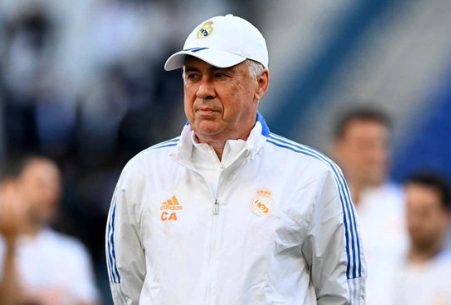 Ancelotti comemora renovação no Real Madrid: 'Em busca de novos sucessos'