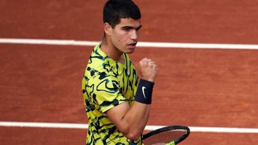 Carlos Alcaraz defende título em Barcelona