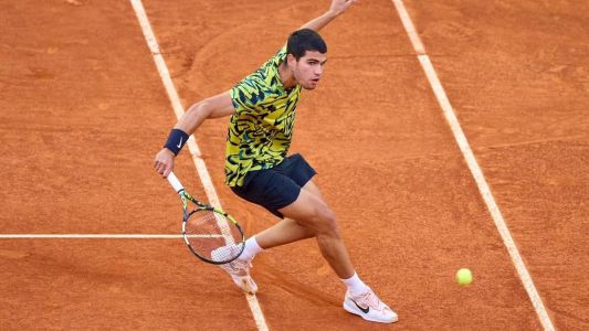 Carlos Alcaraz vai enfrentar Alexander Zverev no Masters de Madri
