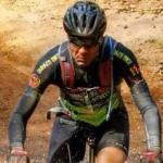 Ciclista morre após ser atropelado por carro em rodovia em Montes Claros (MG)