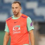 Com lateral-esquerda indefinida, Corinthians vê crias da base em alta e na Seleção