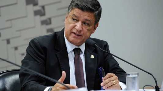 Carlos Viana assinará a filiação ao Podemos na quinta-feira (2)