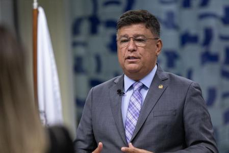 Senador Carlos Viana