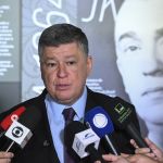 Antes de cirurgia, Viana fala em 'vencer batalhas' e agradece orações