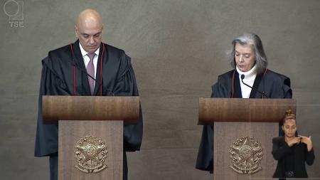 Cármen Lúcia e Nunes Marques são empossados como vice-presidente e membro efetivo do TSE.