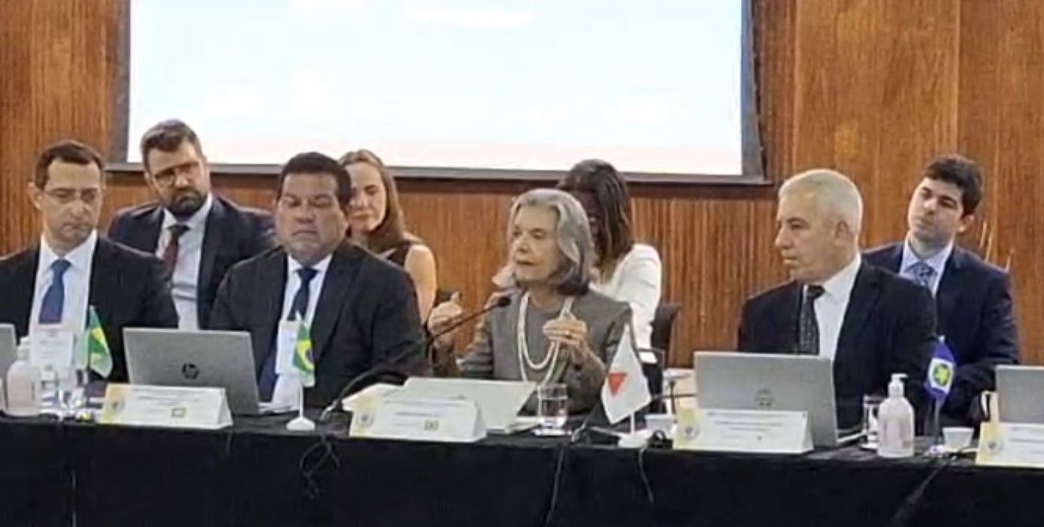 Cármen Lúcia cobra punição para partidos que burlarem cotas femininas nas eleições municipais de 2024