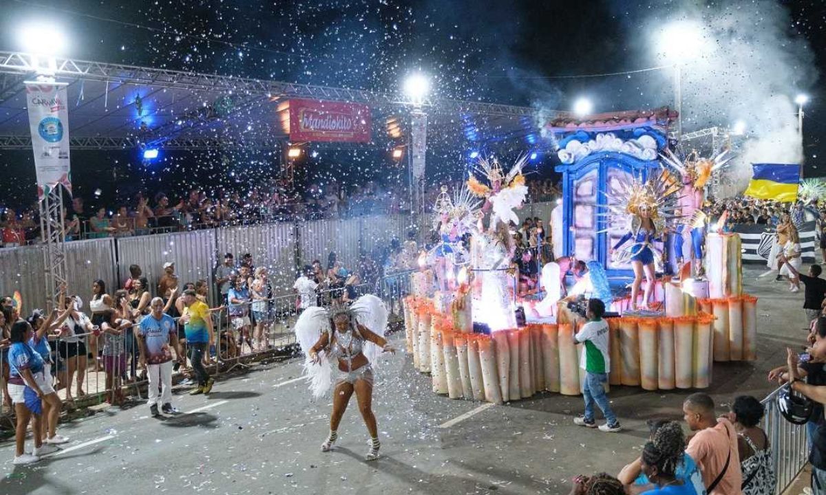 Carnaval 2025: Desfile das escolas de samba é cancelado em Ubá (MG)