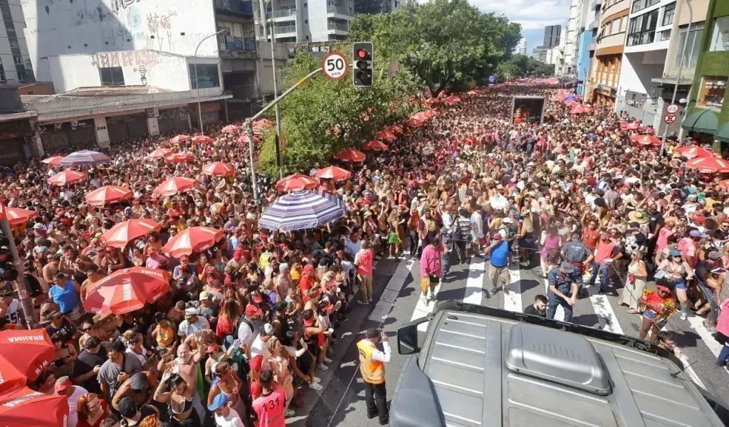 Prefeitura de SP fecha patrocínio de R$ 26,6 mi para Carnaval de Rua