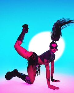 Pabllo apresenta seu set na festa TREMBASE