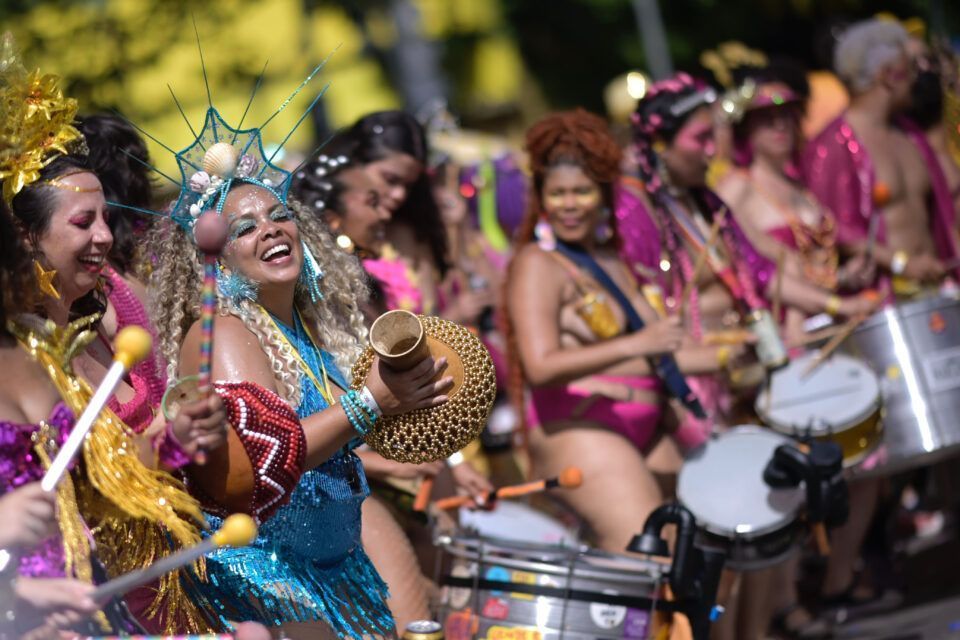 Belo-horizontinos pretendem investir R$ 170 em fantasias para o Carnaval