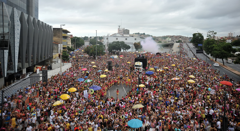 Quando é o desfile do Baianeiros no Carnaval de BH 2024? Confira horários e trajeto do bloco