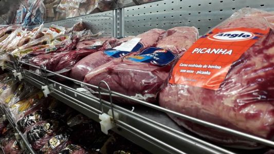 Carne bovina vai continuar cara no Brasil