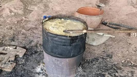 Carne da onça-pintada estava sendo cozida para alimentar cachorros