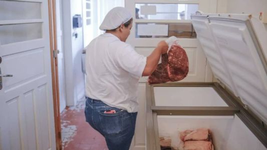 Carnes foram apreendidas na sexta (20) e doadas em caráter de urgência