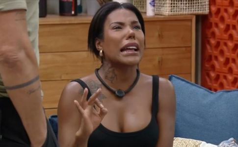 Carol Lekker foi expulsa de A Fazenda 17