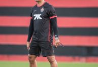 Thiago Carpini é demitido do Vitória após eliminação na Copa do Nordeste