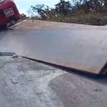 Carreta que ultrapassou área de escape do Anel em BH estava irregular; entenda